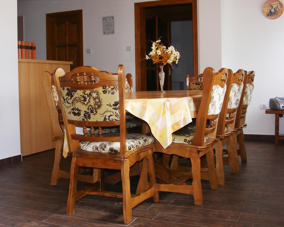 Szerencsecsillag Vendeghaz Hotel Кишкьорьош Екстериор снимка