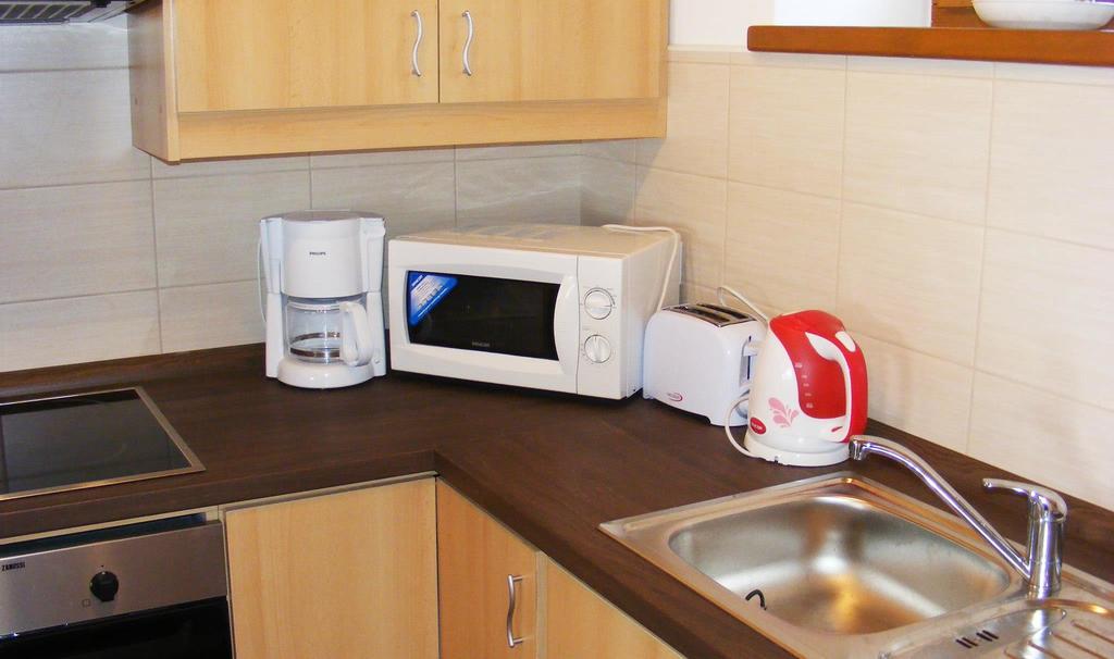 Szerencsecsillag Vendeghaz Hotel Кишкьорьош Екстериор снимка